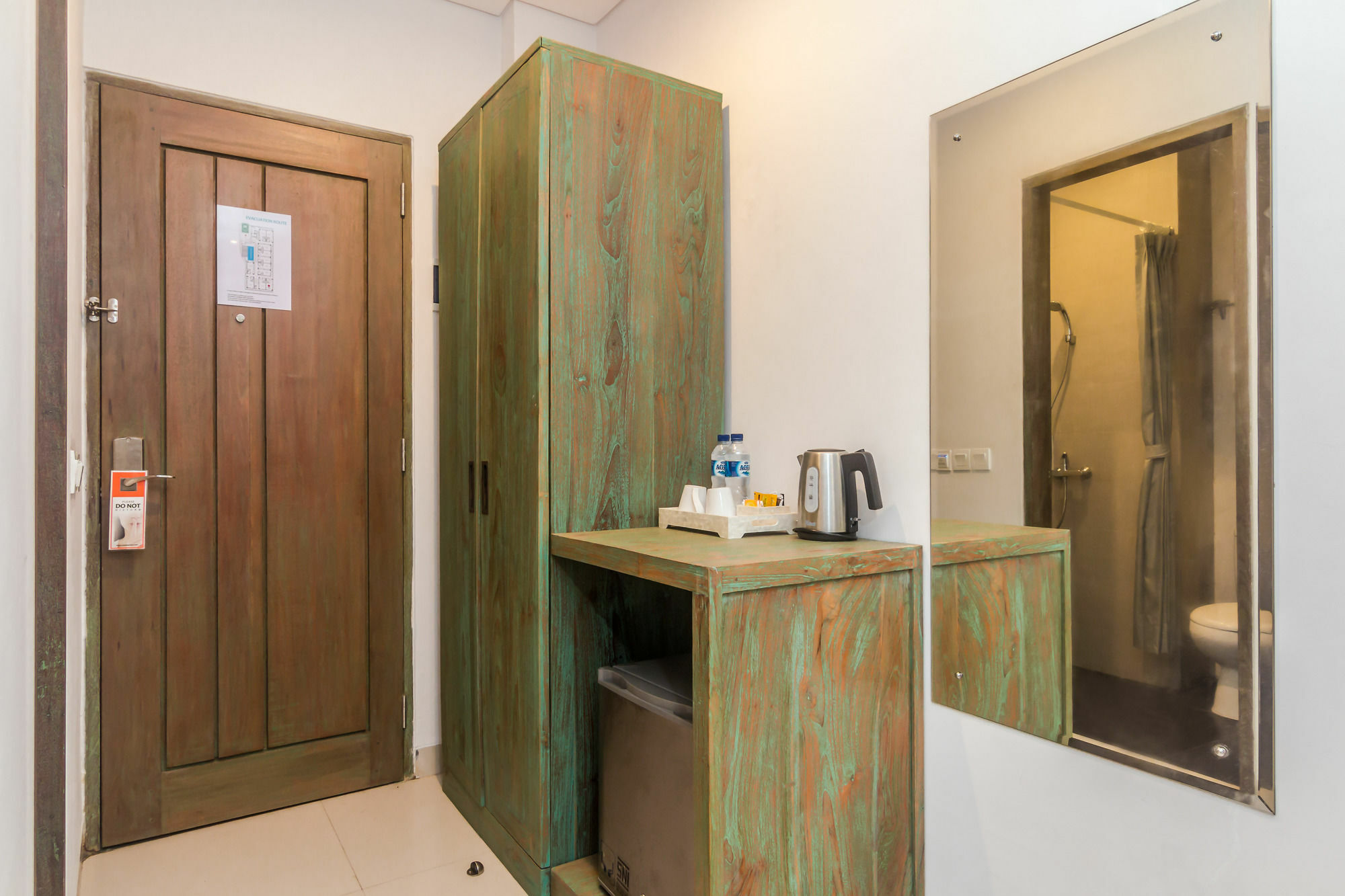 Zen Rooms Seminyak Kayu Jati Экстерьер фото