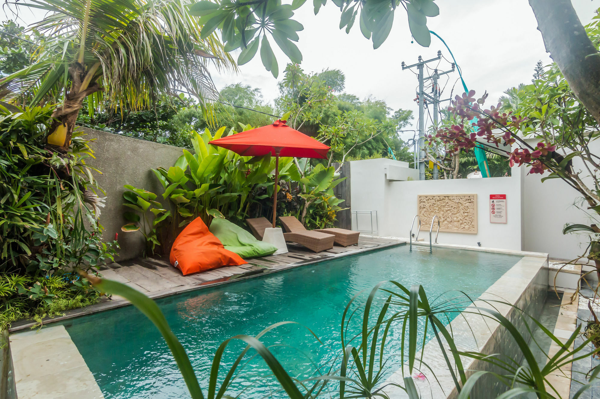Zen Rooms Seminyak Kayu Jati Экстерьер фото